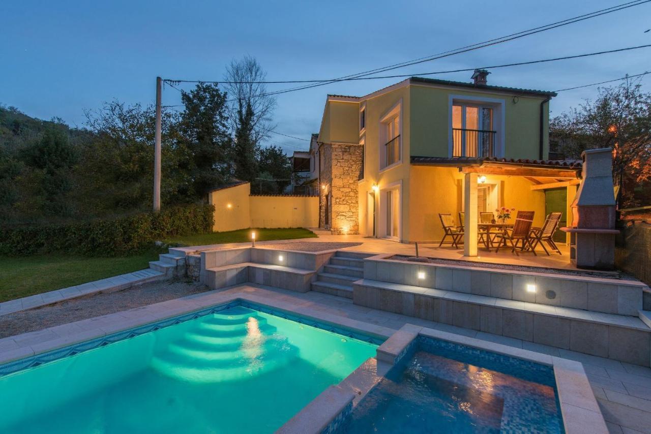 Villa Ana Motovun Exterior photo