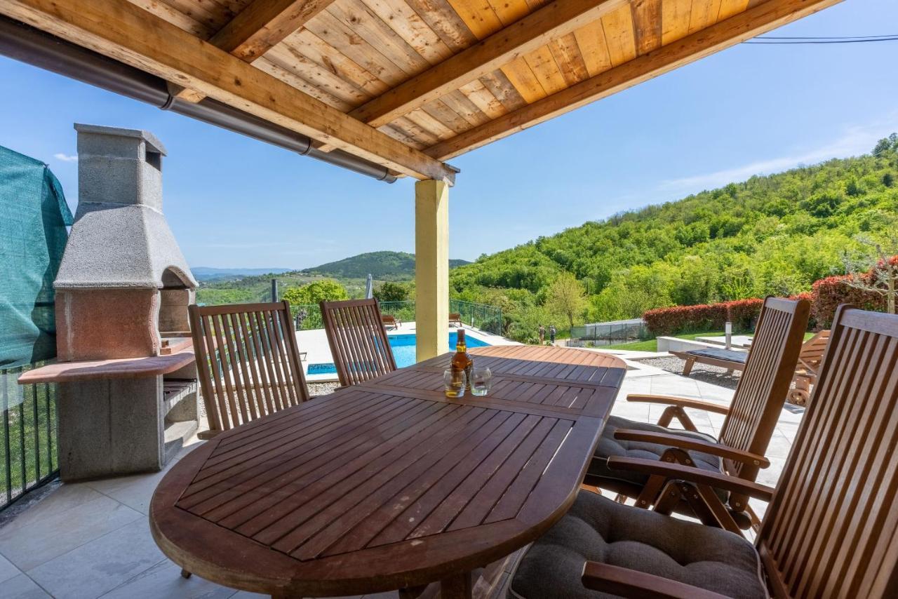 Villa Ana Motovun Exterior photo